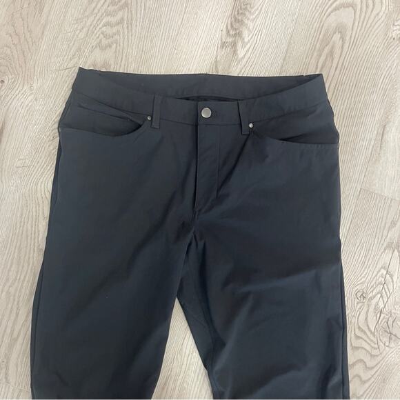 Men’s Lululemon ABC Casual everyday work career technical Pants slacks - Picture 2 of 11